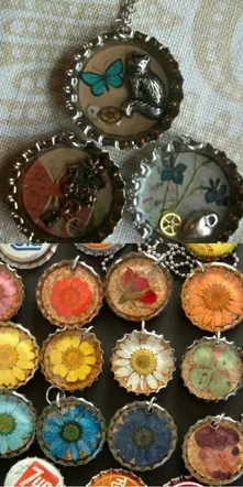 Top: 3 bottle cap keychains with various charms in them. Bottom: Many bottle cap keychains with pressed flowers.