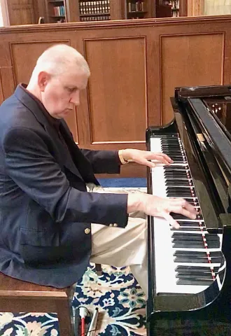 David Eberly piano performance